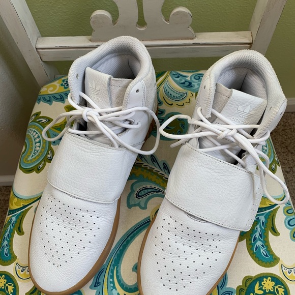 ADIDAS white shoes - Picture 8 of 11